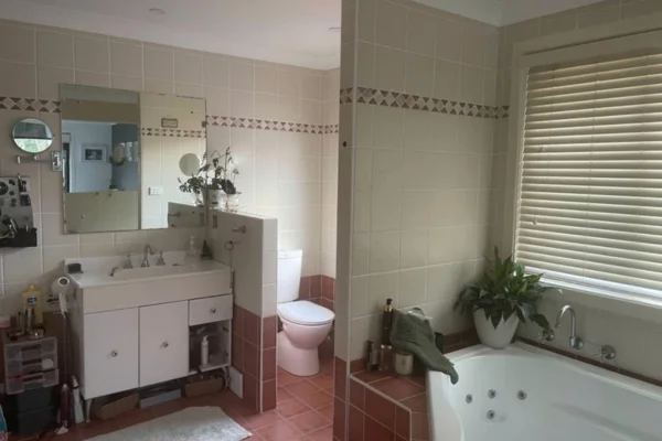 Dated showers or inaccessible tubs - Good Vibes Construction